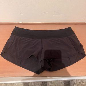 Speed Up Low-Rise Lined Short - 2.5" - Size 10 Preowned